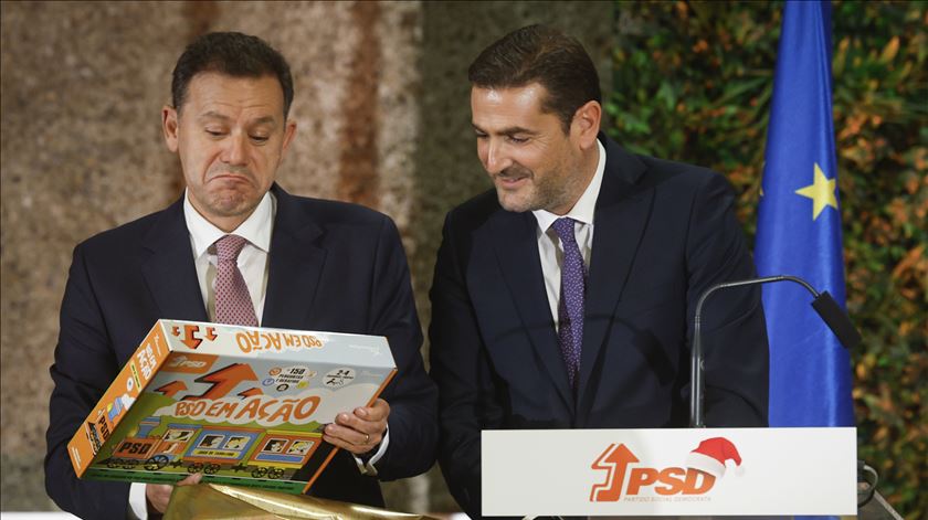 Montenegro avisa: "Não se deixem levar por quem pega no megafone e vai para a rua"