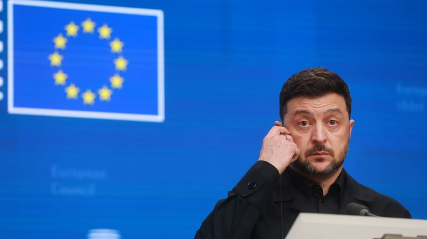 Zelensky quer garantias de financiamento até ao final do ano