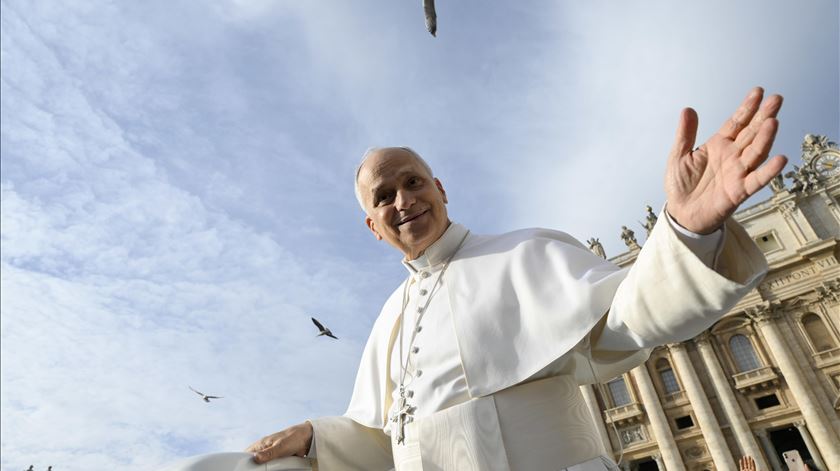 🔴 Acompanhe a primeira benção Urbi et Orbi do pontificado do Papa Leão XIV 🔴 Acompanhe a primeira benção Urbi et Orbi do pontificado do Papa Leão XIV
