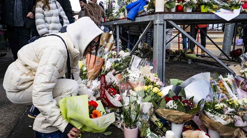 Proprietário de bar em Crans-Montana detido por suspeitas de homicídio negligente