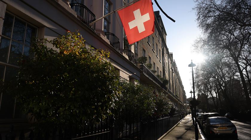 Suíça vai votar proposta para limitar população nos 10 milhões