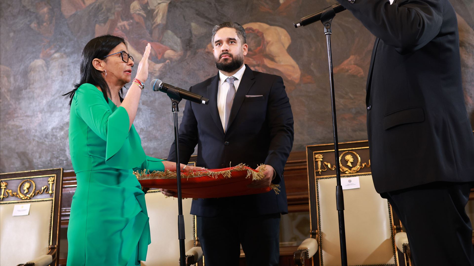 Delcy Rodríguez tomou posse como Presidente  da Venezuela