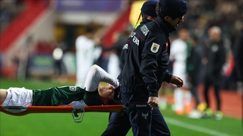 Eduardo Quaresma operado com sucesso a fratura na face