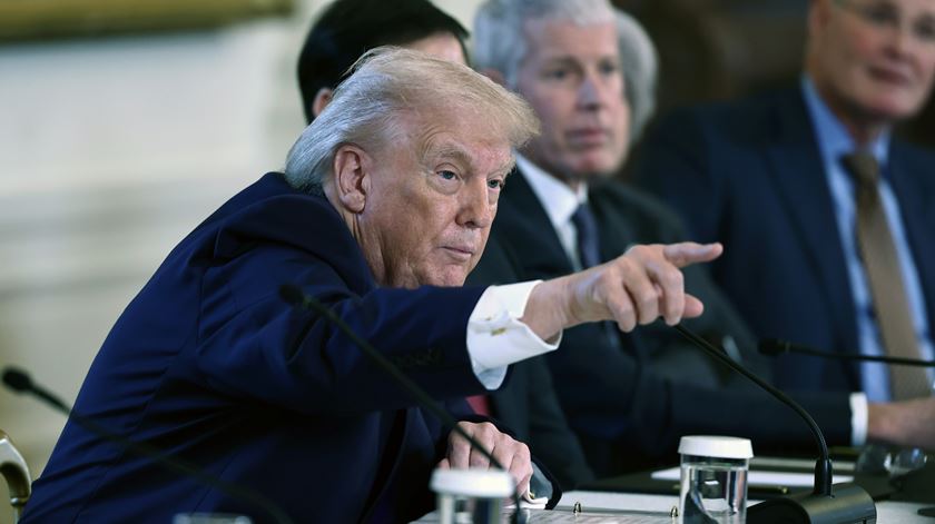 Gronelândia: Trump não quer "Rússia ou a China como vizinhos"