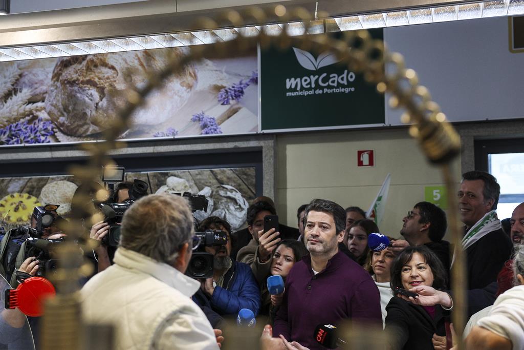 Presidenciais. Ventura espera receber apoio de Montenegro na segunda volta