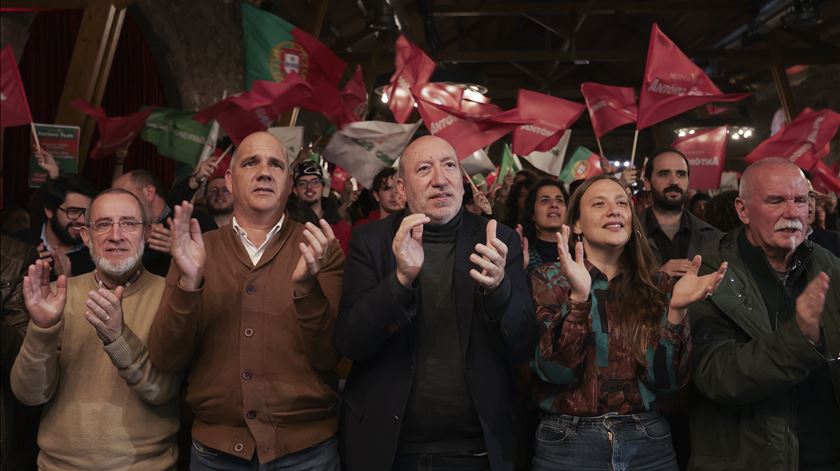 António Filipe lembra que dia 18 também se vota contra o pacote laboral