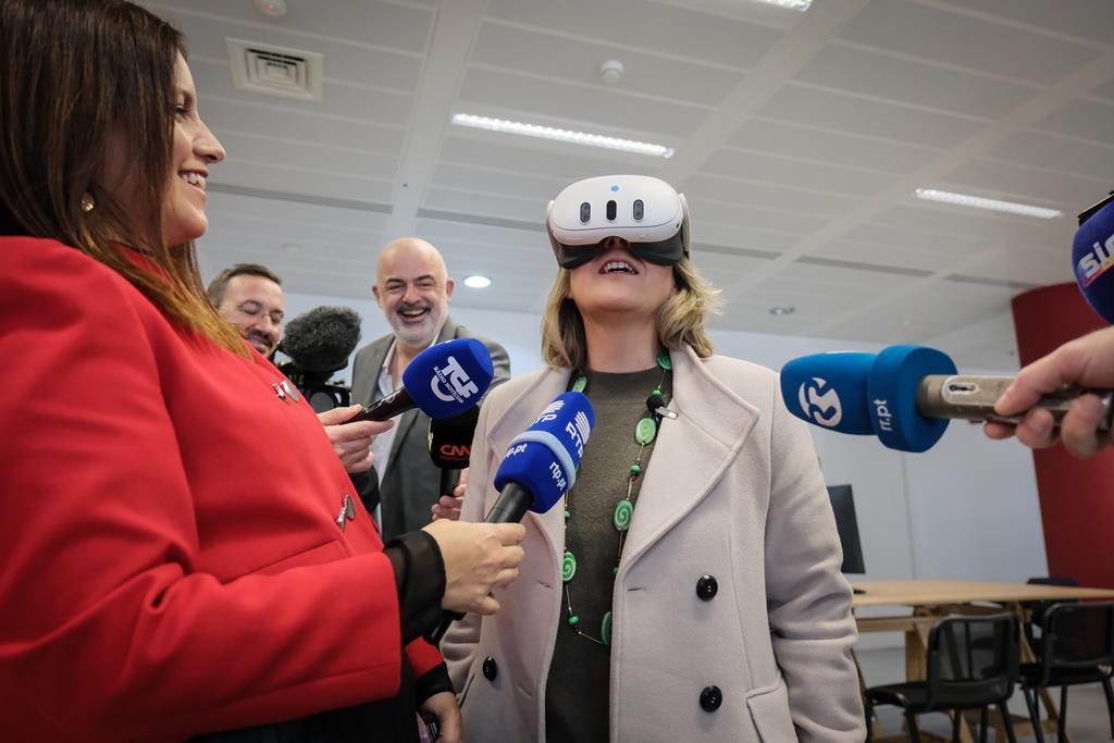 Catarina Martins visita Seixal para “dar voz a quem está a resolver problemas todos os dias”