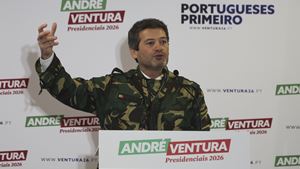 Ventura diz ser o único candidato ao lado dos antigos combatentes