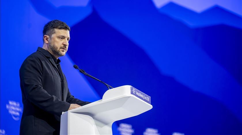 Zelensky em Davos. Europa "não é uma verdadeira força política" Zelensky em Davos. Europa "não é uma verdadeira força política"