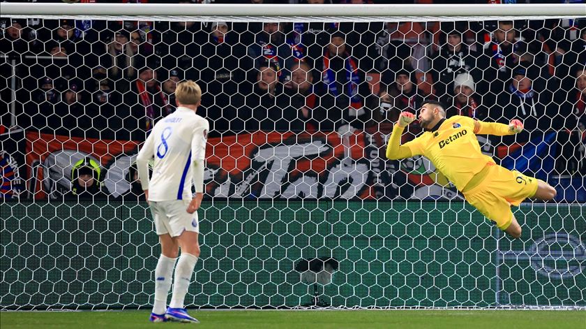 "Demasiado mau" para Diogo Costa. "Está a faltar o próximo passo de uma equipa grande"