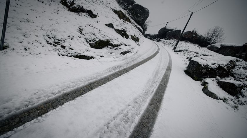 Fortes nevões mataram pelo menos 30 pessoas no Japão