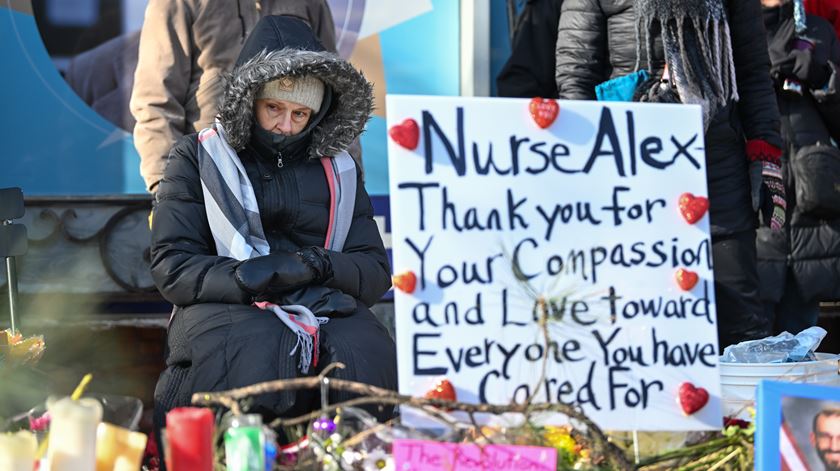 Trump ordena retirada de agentes federais dos protestos em Minneapolis