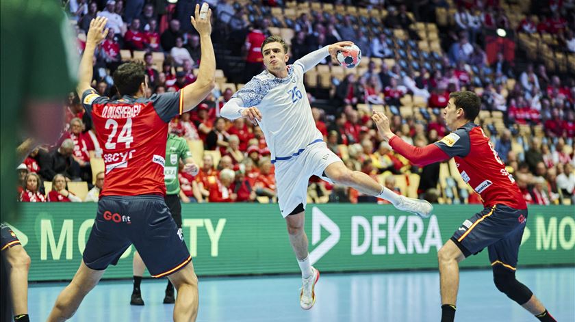 Portugal derrota Espanha e ainda sonha com quinto lugar