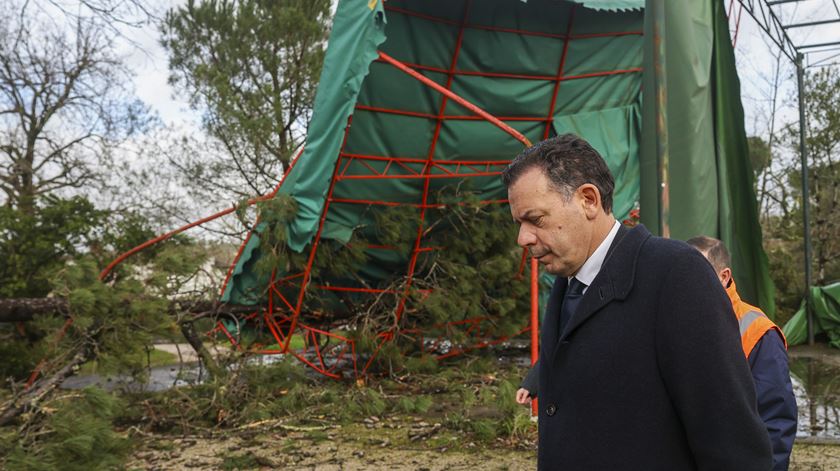 Mau tempo. Isenção de portagens começa à meia-noite e dura uma semana