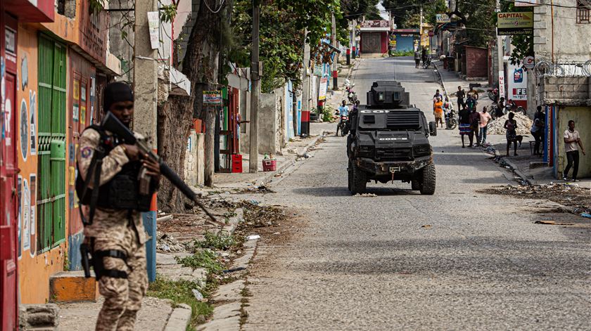 Pelo menos 70 mortos em "massacre" no Haiti após ataque armado de gangue