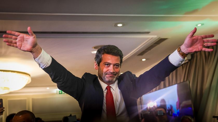 André Ventura: "Portugueses colocaram-nos no caminho para governar este país"