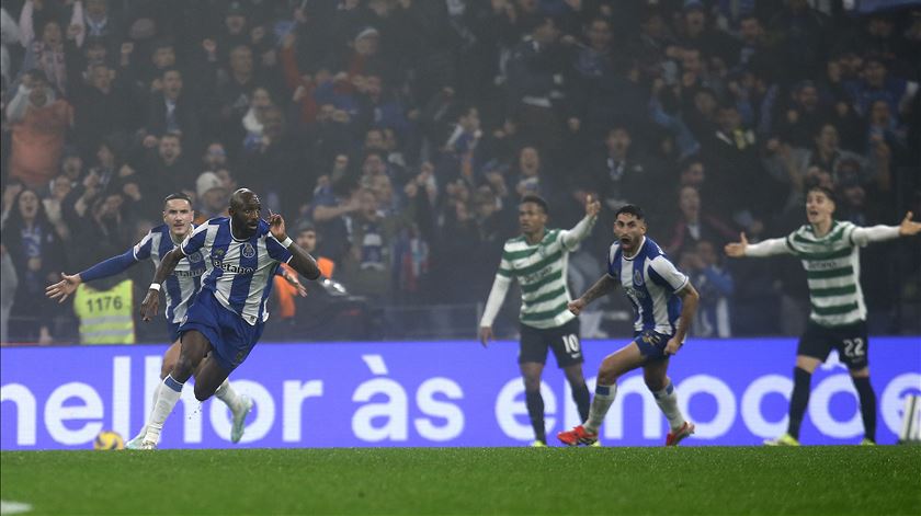 FC Porto refuta  denúncias do Sporting. "Falsidades e teorias da conspiração"