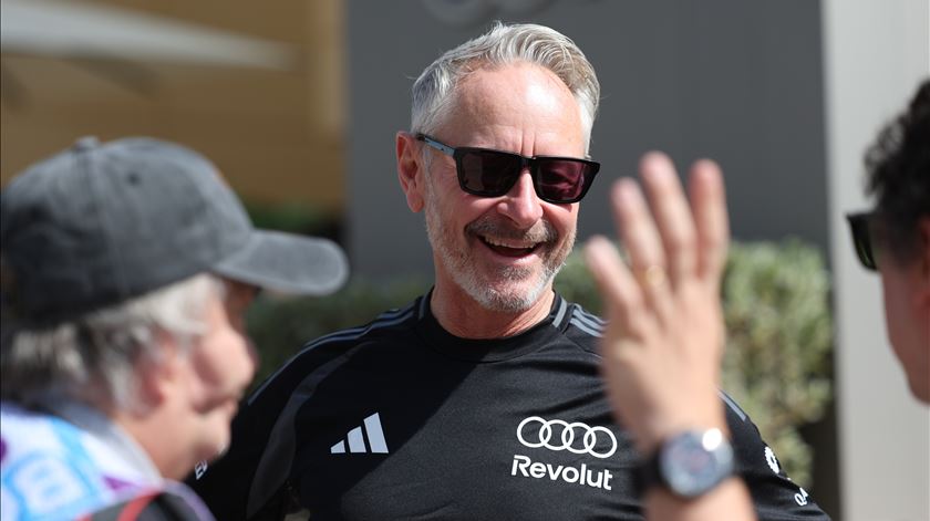 F1. Audi perde diretor de equipa por "razões pessoais" entre rumores sobre Aston Martin F1. Audi perde diretor de equipa por "razões pessoais" entre rumores sobre Aston Martin