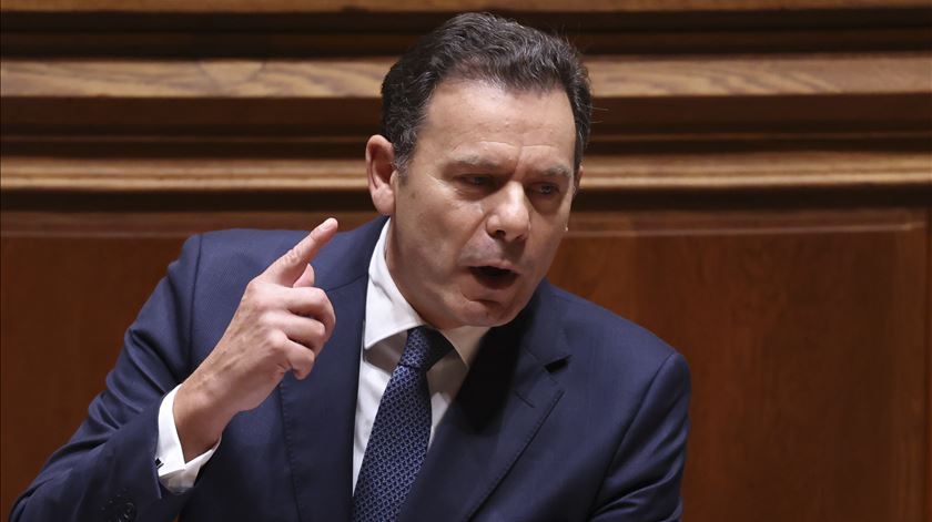 Spinumviva: Lista de clientes já pode ser consultada na declaração de interesses de Montenegro