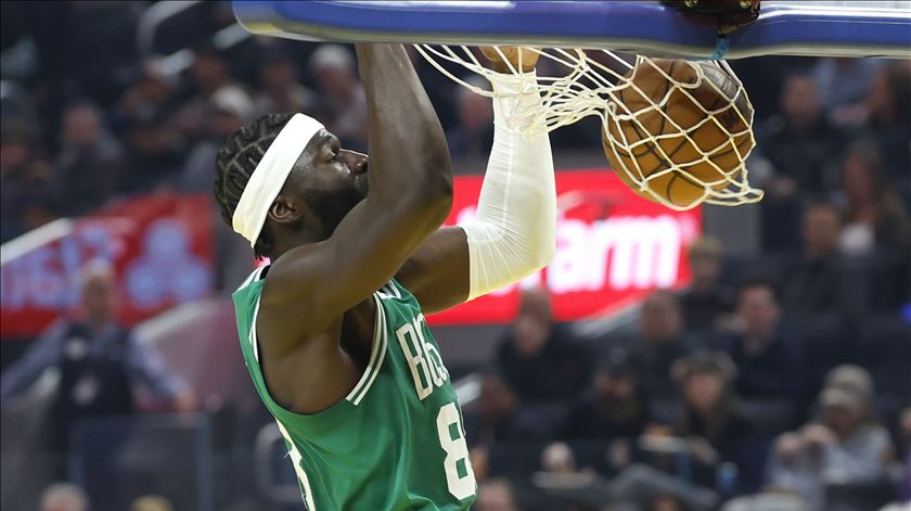 Mais um duplo-duplo para Neemias Queta e vitória dos Celtics