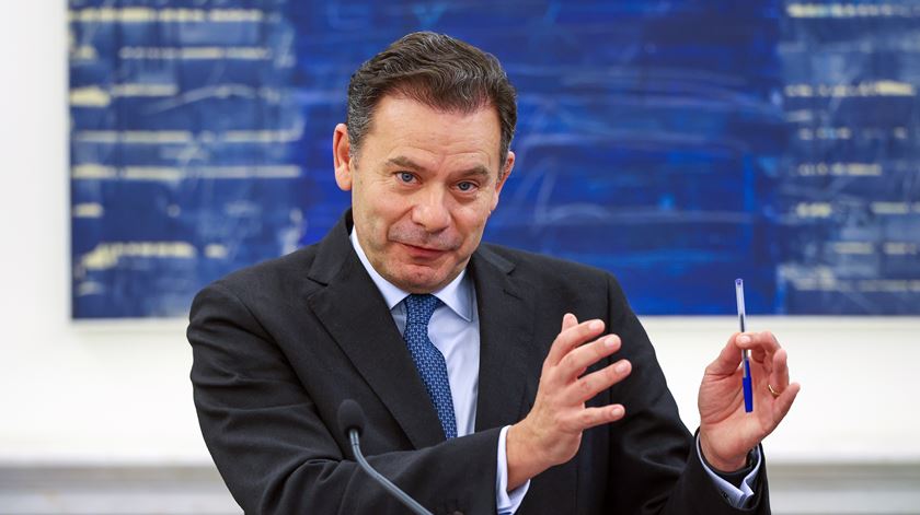 "O Governo devia ter um plano de ação"