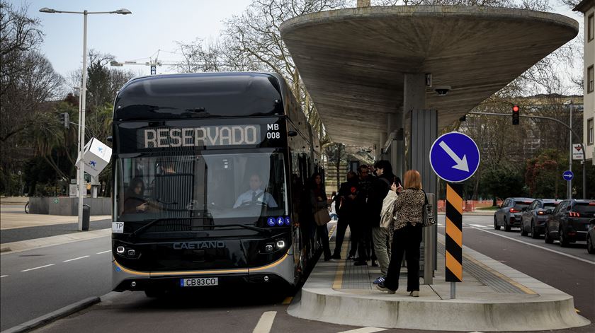 Metrobus faz desviar linhas de autocarros: "Estão a tirar os que mais falta fazem"