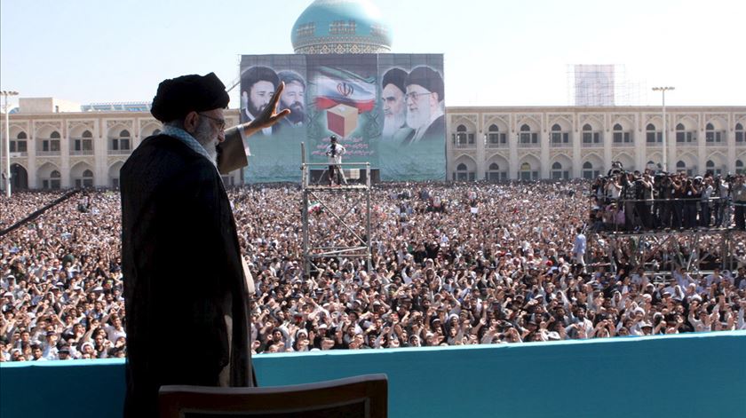 Ali Khamenei foi morto. Quem poderá ser o novo aiatolá do Irão?