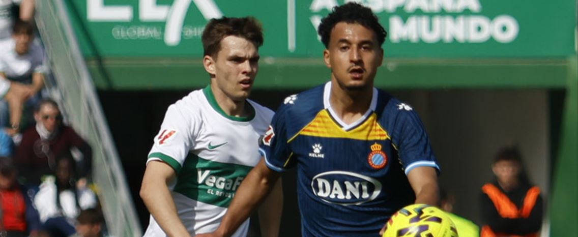 Alegado caso de racismo interrompe Elche – Espanyol