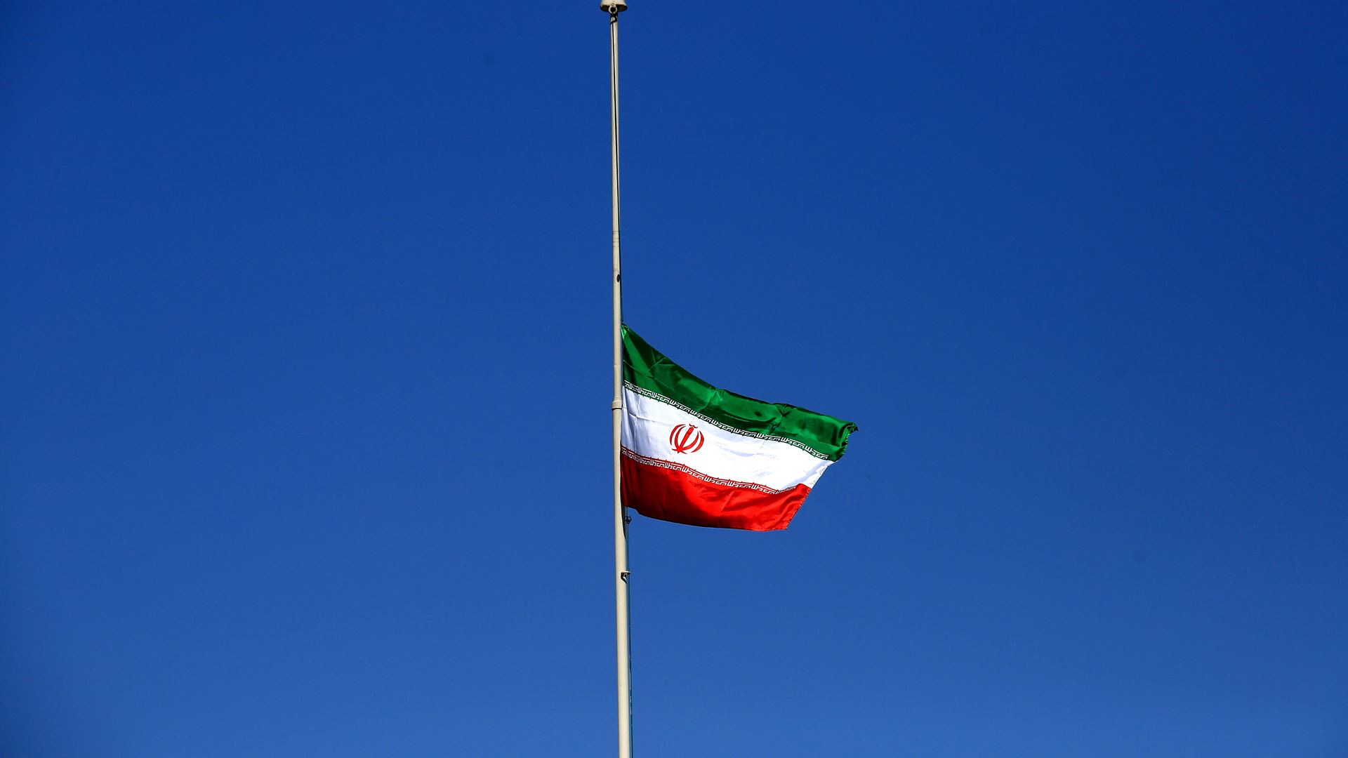 Ex-MNE iraniano gravemente ferido em ataque