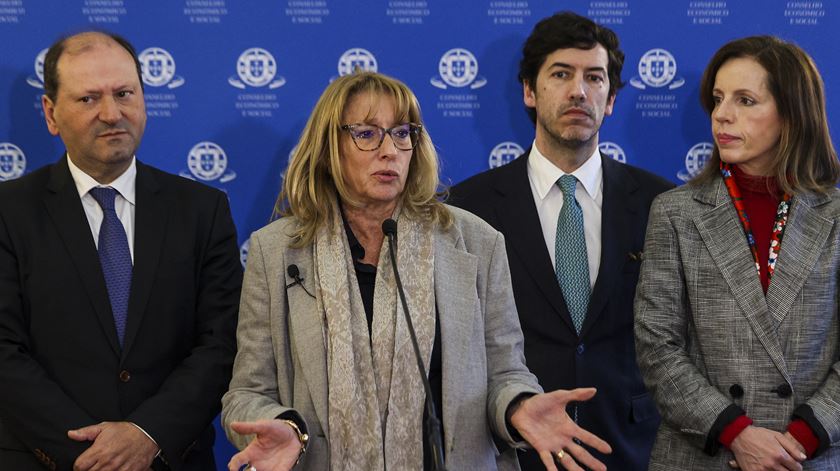 Sem acordo e sem novas datas: termina reunião sobre pacote laboral