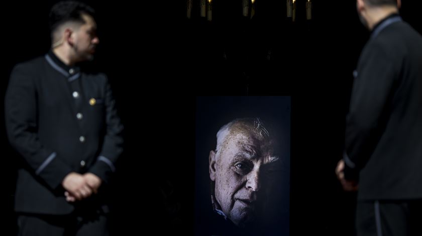Cerimónias fúnebres de António Lobo Antunes em Lisboa. Foto: Filipe Amorim/Lusa Cerimónias fúnebres de António Lobo Antunes em Lisboa. Foto: Filipe Amorim/Lusa