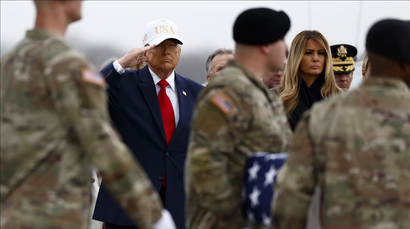 Irão. Primeira semana de guerra custou 9,8 mil milhões aos EUA