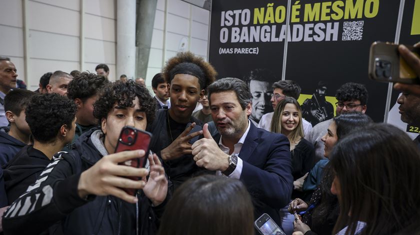 SOS Racismo condena "propaganda anti-imigração" do Chega na Futurália