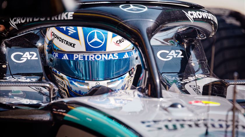 Mercedes na frente da F1: George Russell domina qualificação para sprint na China