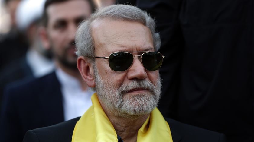 Irão confirma morte de Ali Larijani Irão confirma morte de Ali Larijani