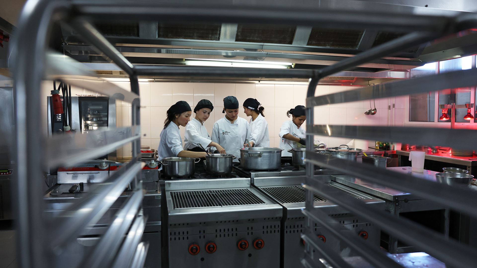 Canárias e Islândia procuram inspiração em escolas profissionais portuguesas