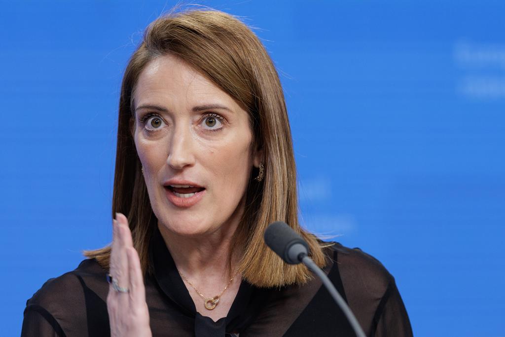 Presidente do Parlamento Europeu reforçou ainda que a instituição protegerá sempre os jornalistas em caso de ameaça ou perante tentativas de silenciamento. Foto: Olivier Matthys/EPA Presidente do Parlamento Europeu reforçou ainda que a instituição protegerá sempre os jornalistas em caso de ameaça ou perante tentativas de silenciamento. Foto: Olivier Matthys/EPA