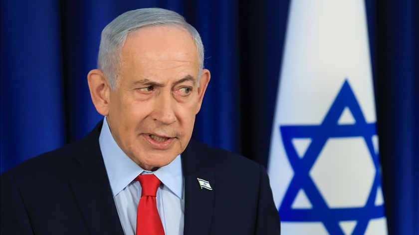 Netanyahu ordena ocupação de mais território no sul do Líbano Netanyahu ordena ocupação de mais território no sul do Líbano