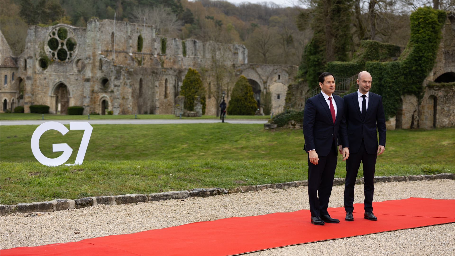 Marco Rubio diz que guerra no Irão poderá terminar dentro de semanas