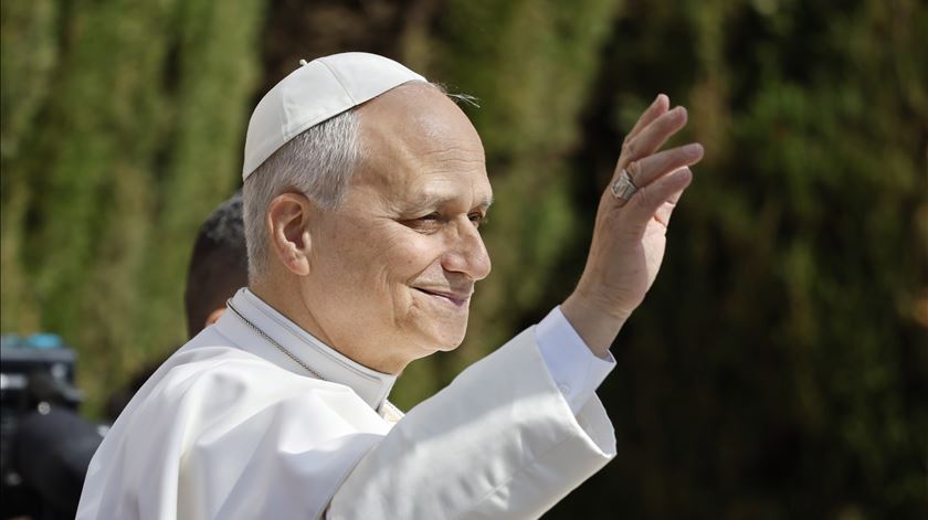 🔴Em direto. Papa Leão XIV preside à Santa Missa no Estádio Louis II 🔴Em direto. Papa Leão XIV preside à Santa Missa no Estádio Louis II