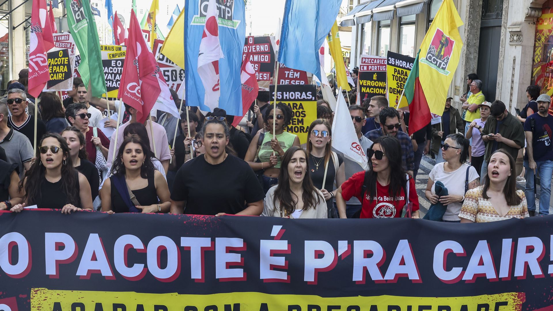 400 pessoas em Lisboa no dia da juventude e contra reforma laboral. 