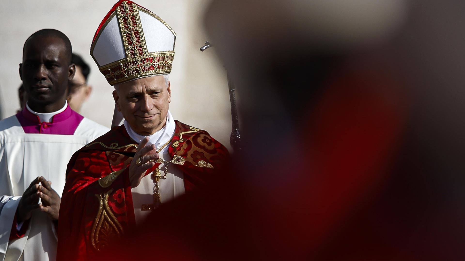 Papa sublinha o papel decisivo dos leigos no mundo e pede testemunhos de paz e justiça