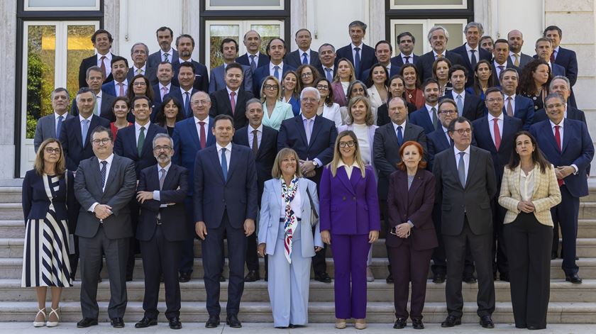 Governo lança linha de apoio de 600 milhões de euros para empresas afetadas pela crise energética