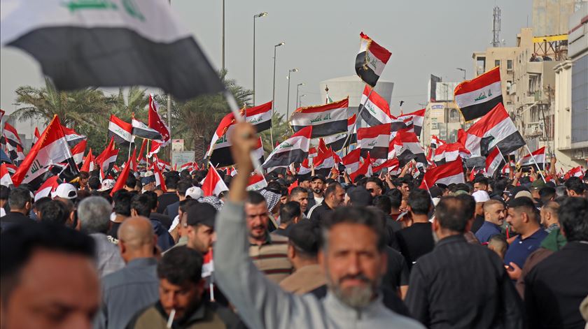 Milhares manifestam-se em Israel e no Iraque e apelam ao fim do conflito