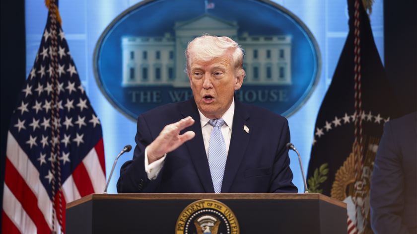 🔴 Ao minuto: Trump anuncia acordo de cessar-fogo com o Irão