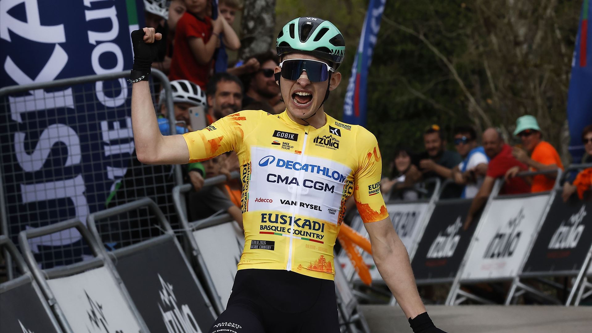 Paul Seixas reforça liderança na Volta ao País Basco