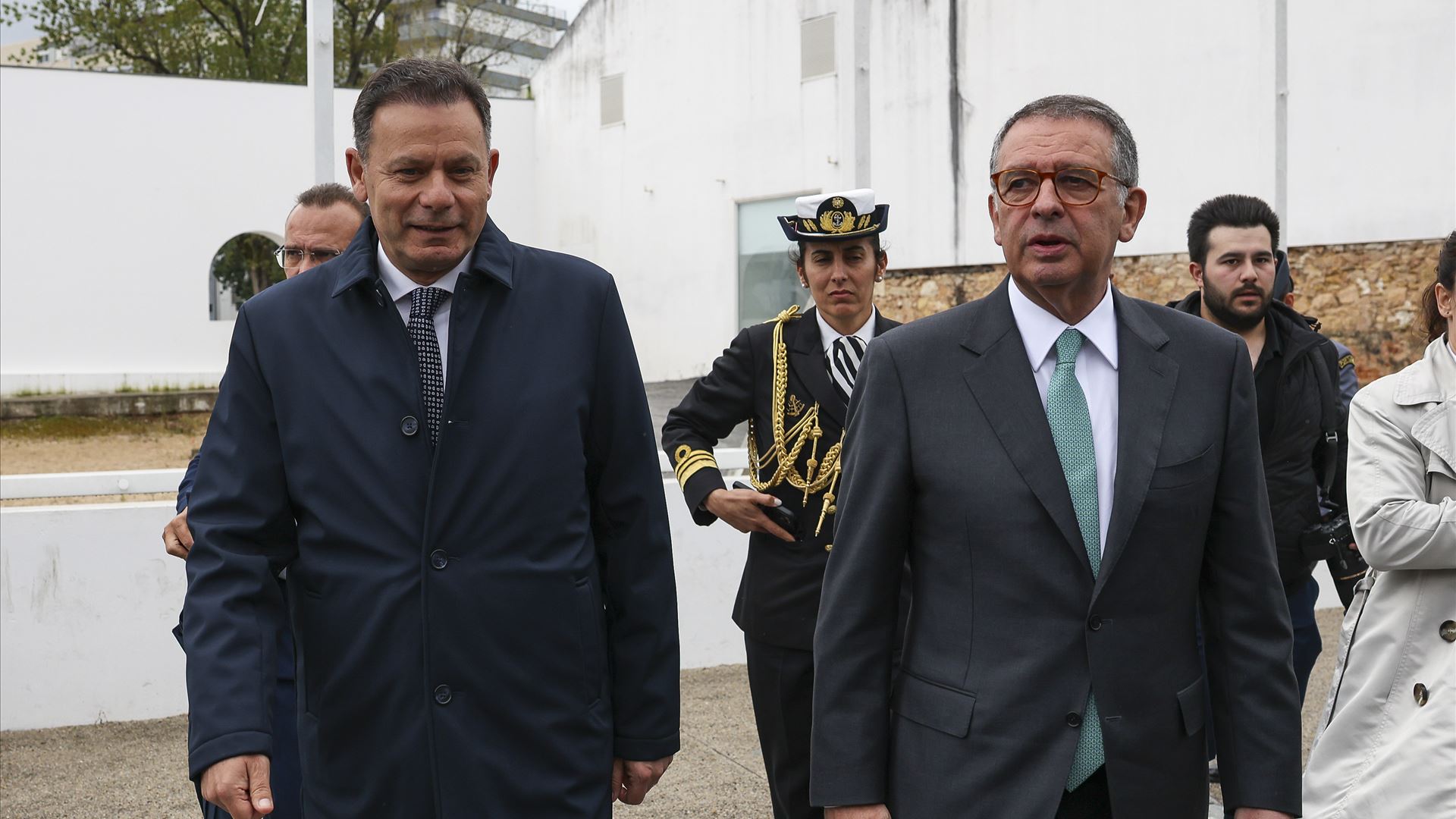 Seguro e a terceira volta das presidenciais. A pressão a Montenegro em dia de reunião semanal