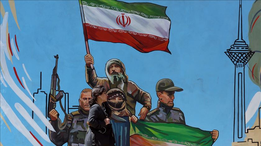 Irão diz que EUA apresentaram novas propostas para paz duradoura