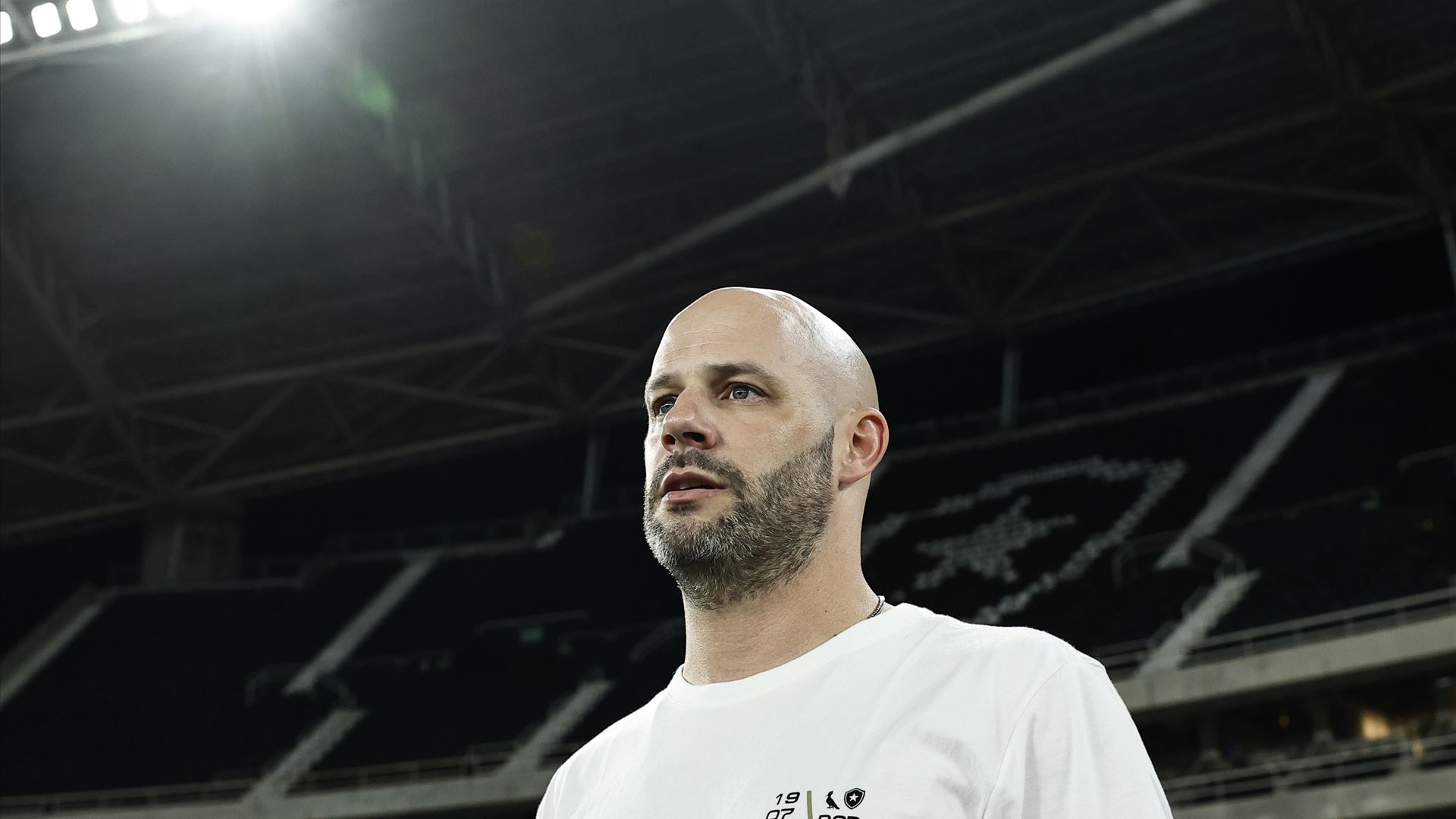 Franclim Carvalho empata na estreia ao comando do Botafogo