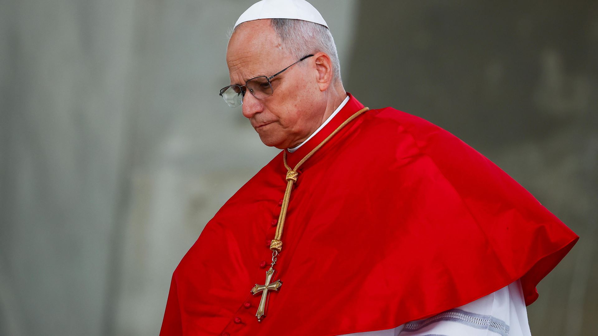 ? Reveja: Papa Leão XIV chega aos Camarões